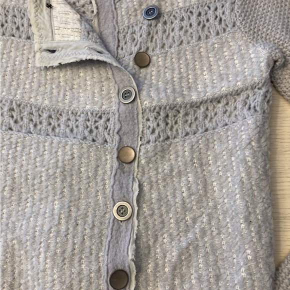 Free People Gray asymmetrical Button Down Wool Blend Sweater Size S - Picture 8 of 10